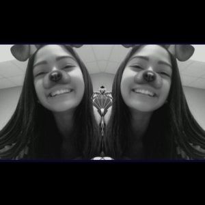 Meet your Posher, Makayla